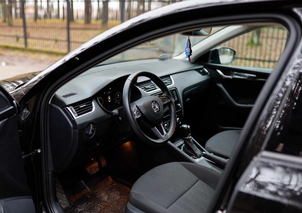 Skoda Octavia cena 82900 przebieg: 36700, rok produkcji 2019 z Kobyłka małe 326